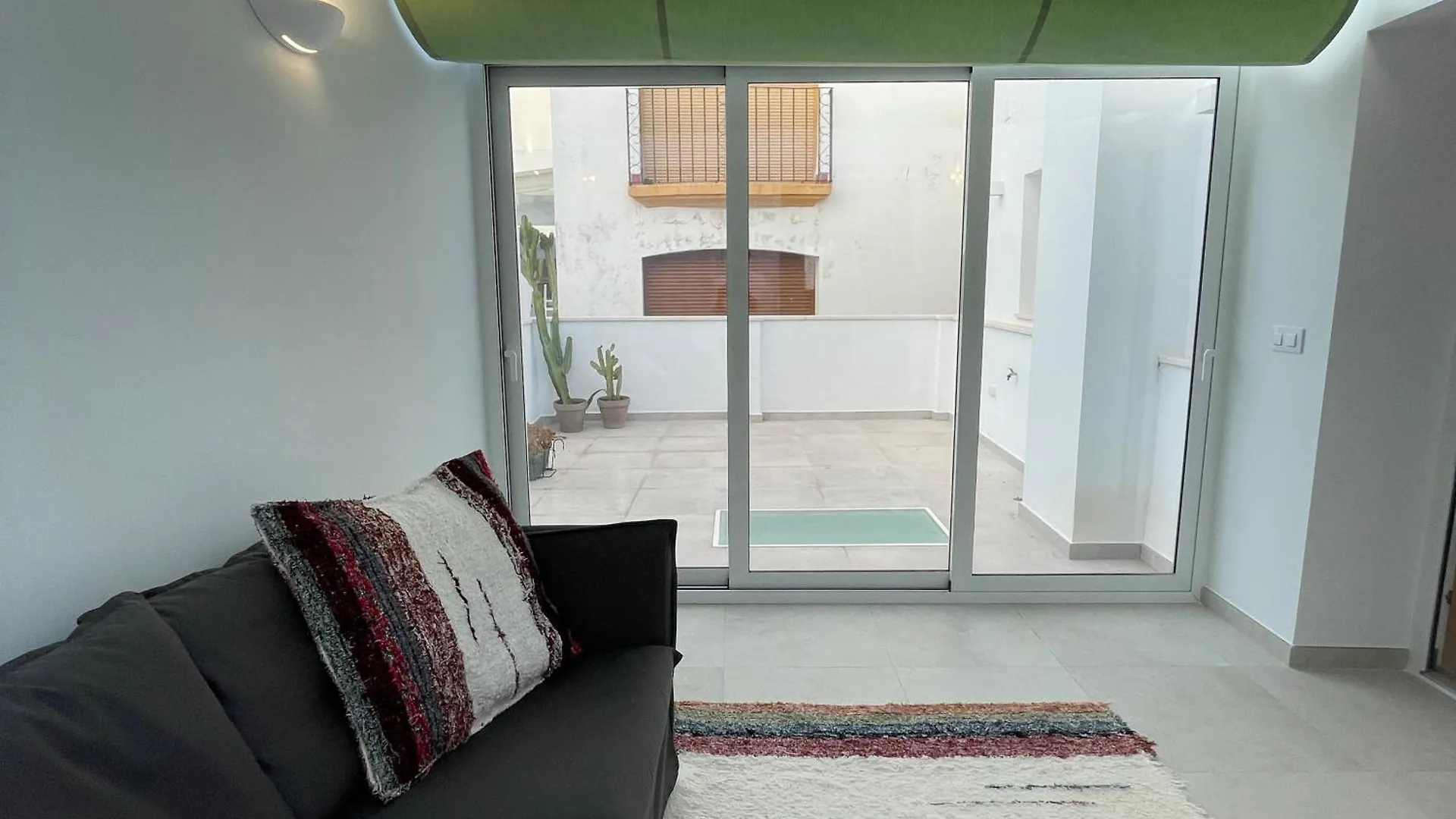 Casa Florinda Tarifa Apartment